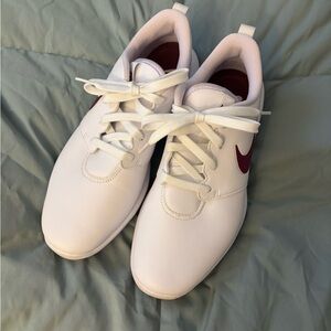 Nike Golf 9.5 White with Purple Swoosh Shoes
